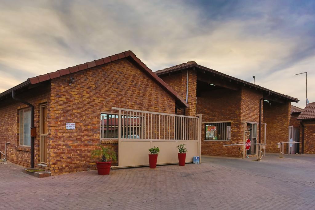 Rudman Townhouses Self-Catering Accommodation Boksburg Zewnętrze zdjęcie