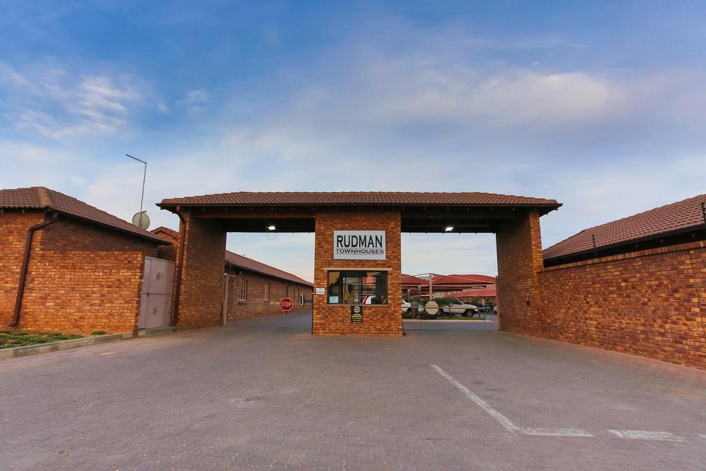Rudman Townhouses Self-Catering Accommodation Boksburg Zewnętrze zdjęcie